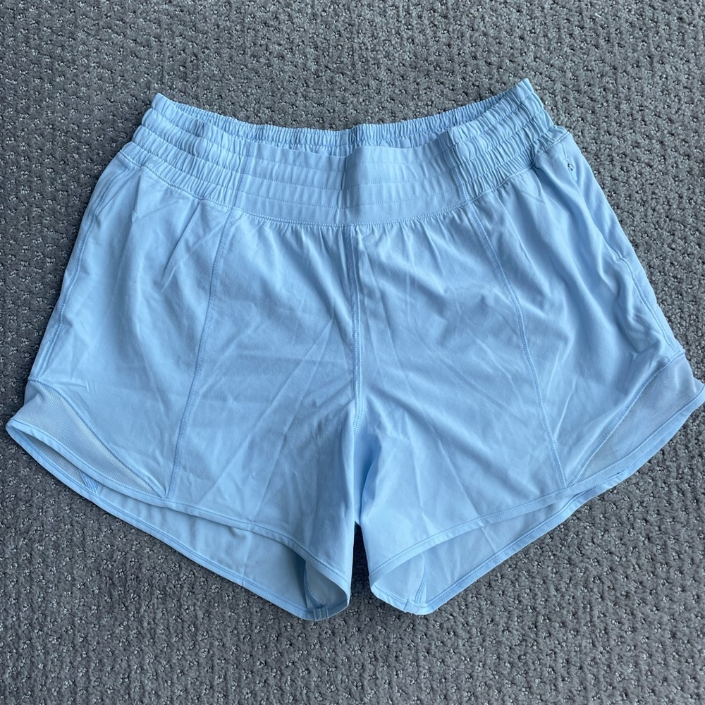 Lululemon Hotty Hot Shorts 4”